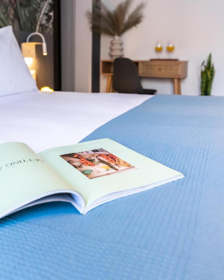 Pame Wild Hotel เอเธนส์ ภายนอก รูปภาพ